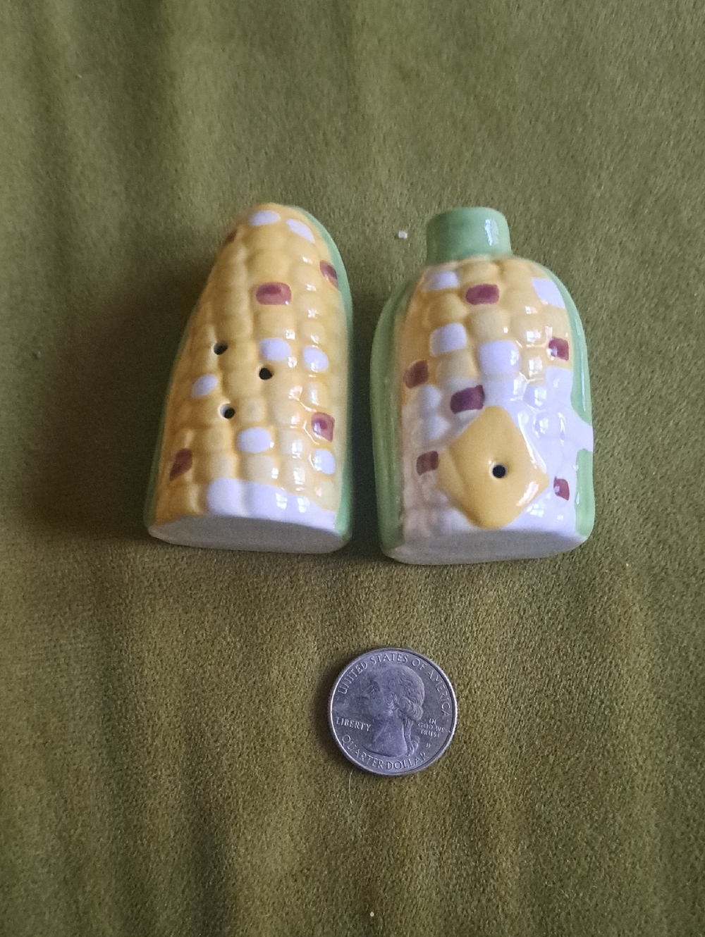 Vintage Yellow & Green Corn Cob Ceramic Salt and Pepper Shaker Set